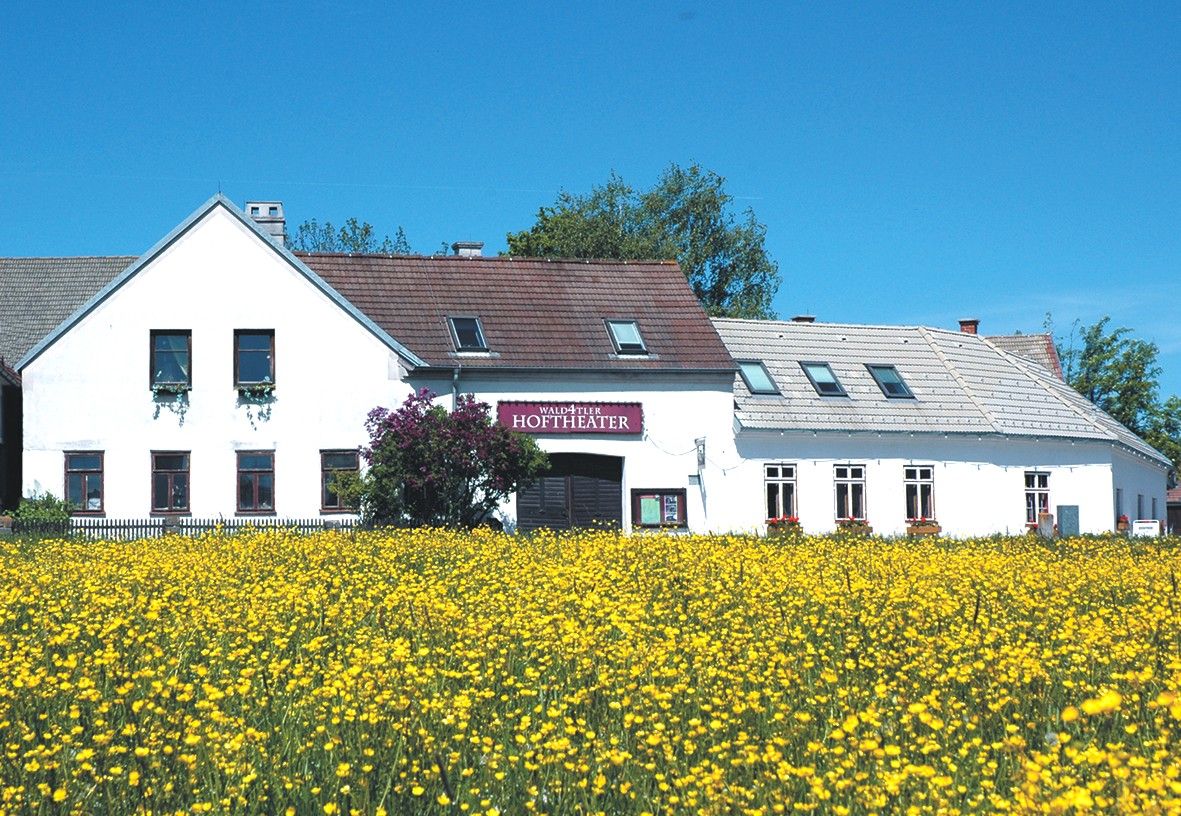Wald4tler Hoftheater von außen