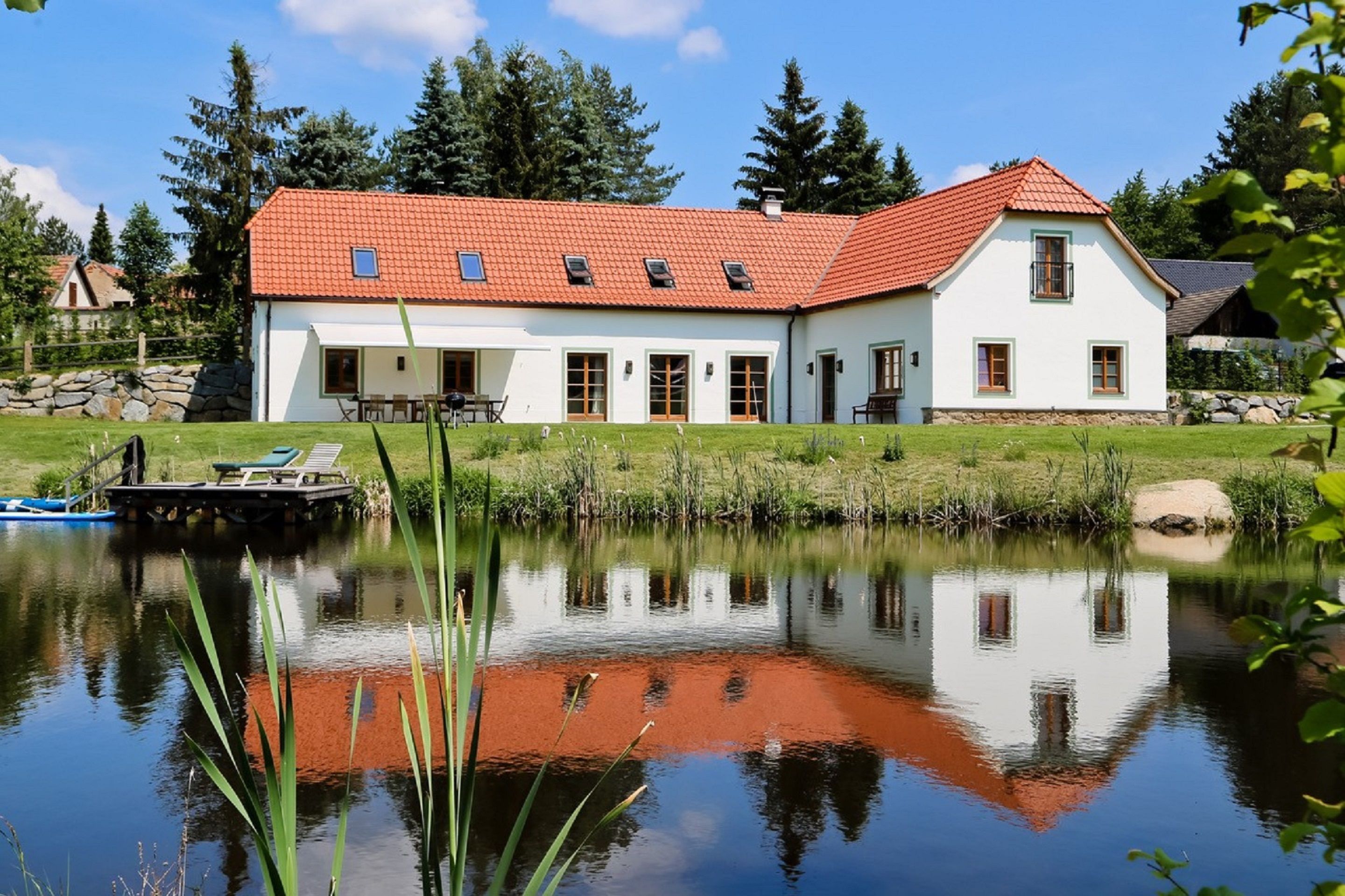 Landhaus Litschau mit privatem Badeteich